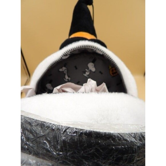 Peanuts Snoopy Witch Cosplay Plush Halloween Mini Backpack - NWT - Picture 7 of 8
